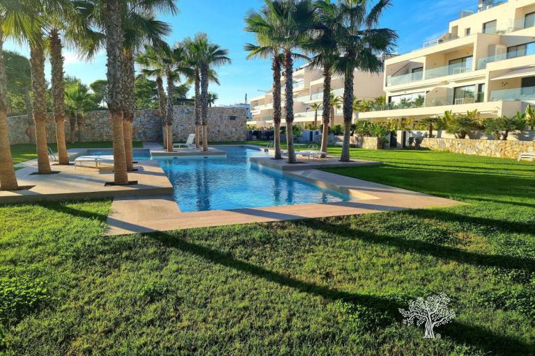 Apartamentos - Alquiler a corto plazo - Las Colinas Golf - 08Rent