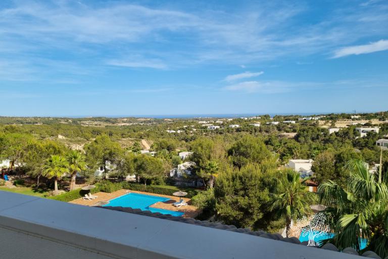 Apartments - Resales - Las Colinas Golf - Las Colinas