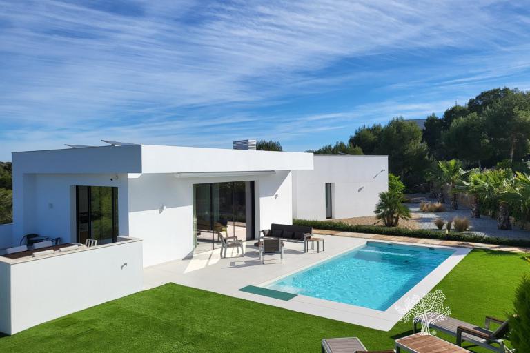 Villas - Resales - Las Colinas Golf - Las Colinas