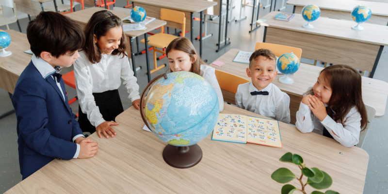 Did you know that there are prestigious international schools for your children near your new villa in Las Colinas Golf?