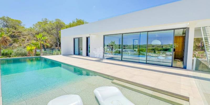 Lightfalls: Die nachhaltigen Villen zum Verkauf in Las Colinas Golf, auf die Sie gewartet haben